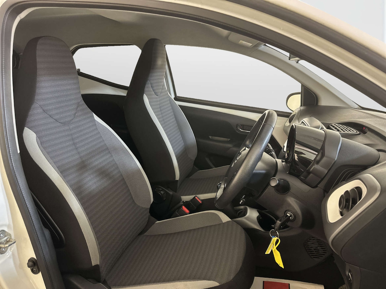 Used Toyota AYGO 2020 for sale - 78108368: Photo 13