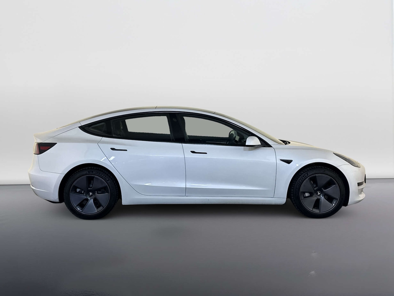Used Tesla Model 3 2023 for sale - 77946333: Photo 11
