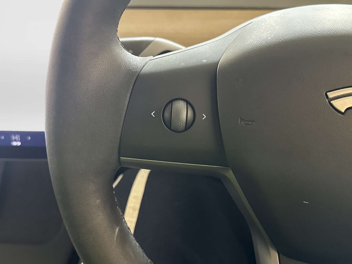 Used Tesla Model 3 2023 for sale - 77946333: Photo 17