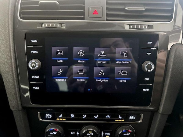 Used Volkswagen Golf 2019 for sale - 76222660: Photo 23