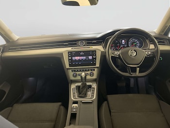 Used Volkswagen Passat 2019 for sale - 78356416: Photo