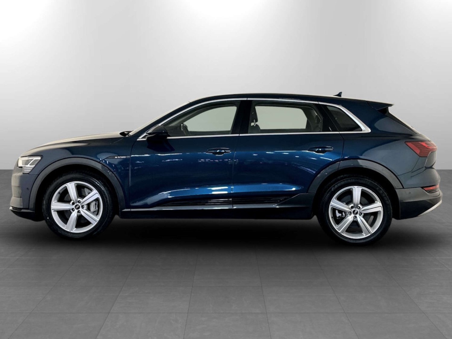 Used Audi e-tron 2021 for sale - 77184914: Photo 7