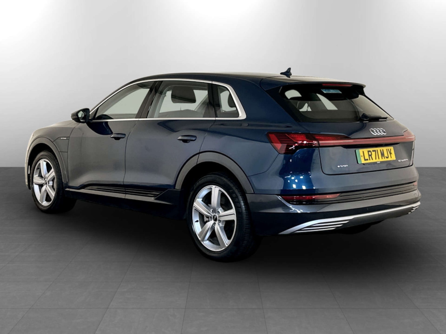 Used Audi e-tron 2021 for sale - 77184914: Photo 8