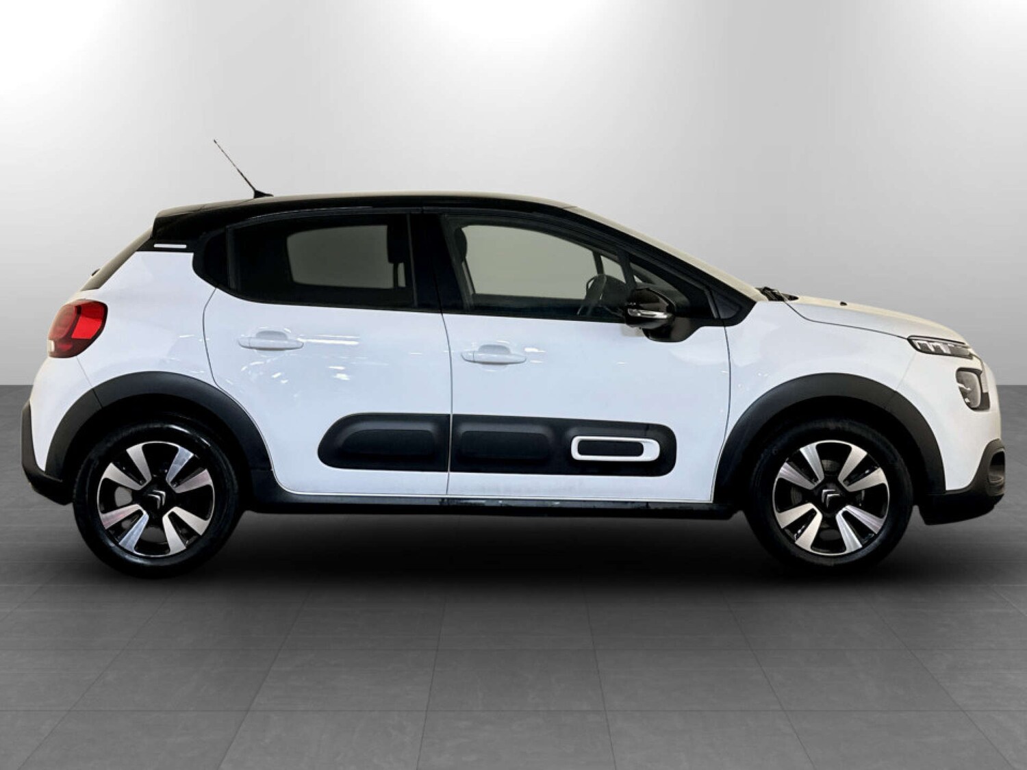 Used Citroen C3 2023 for sale - 77342151: Photo 11