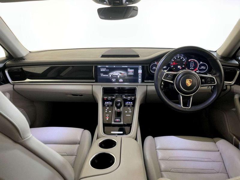 Used Porsche Panamera 2017 for sale - 76825941: Photo 3
