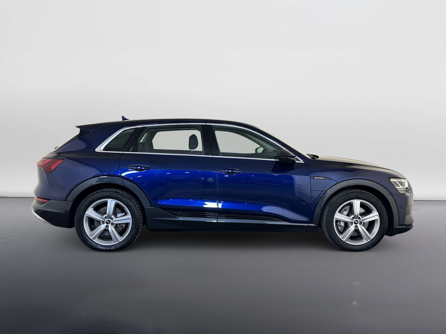 Used Audi e-tron 2022 for sale - 77953308: Photo 11
