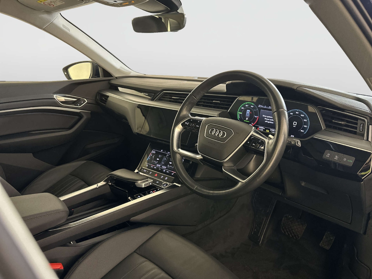 Used Audi e-tron 2022 for sale - 77953308: Photo 15