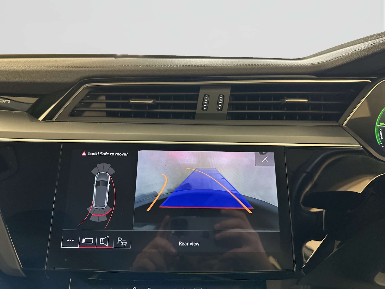 Used Audi e-tron 2022 for sale - 77953308: Photo 20