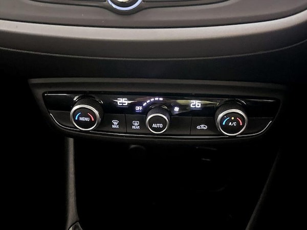 Used Vauxhall Crossland X 2018 for sale - 76176008: Photo 23