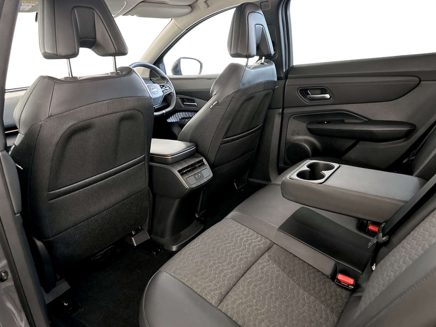 Used Nissan ARIYA 2023 for sale - 77406143: Photo 13