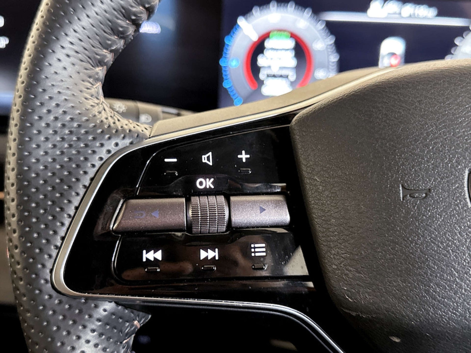 Used Nissan ARIYA 2023 for sale - 77406143: Photo 17