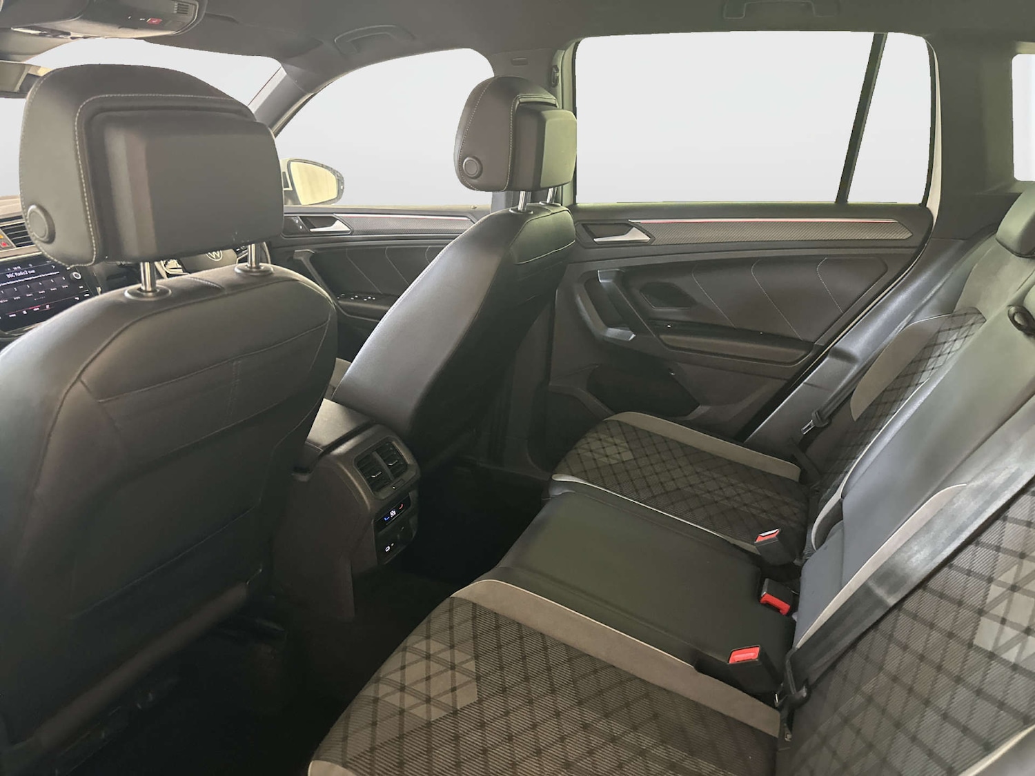 Used Volkswagen Tiguan 2023 for sale - 77968980: Photo 14