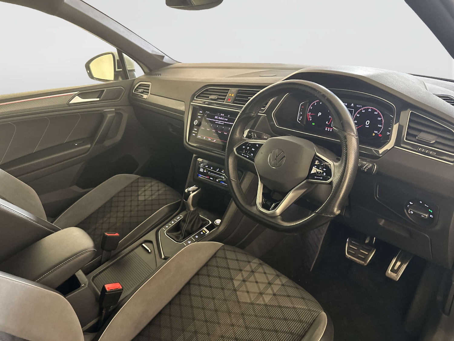 Used Volkswagen Tiguan 2023 for sale - 77968980: Photo 15