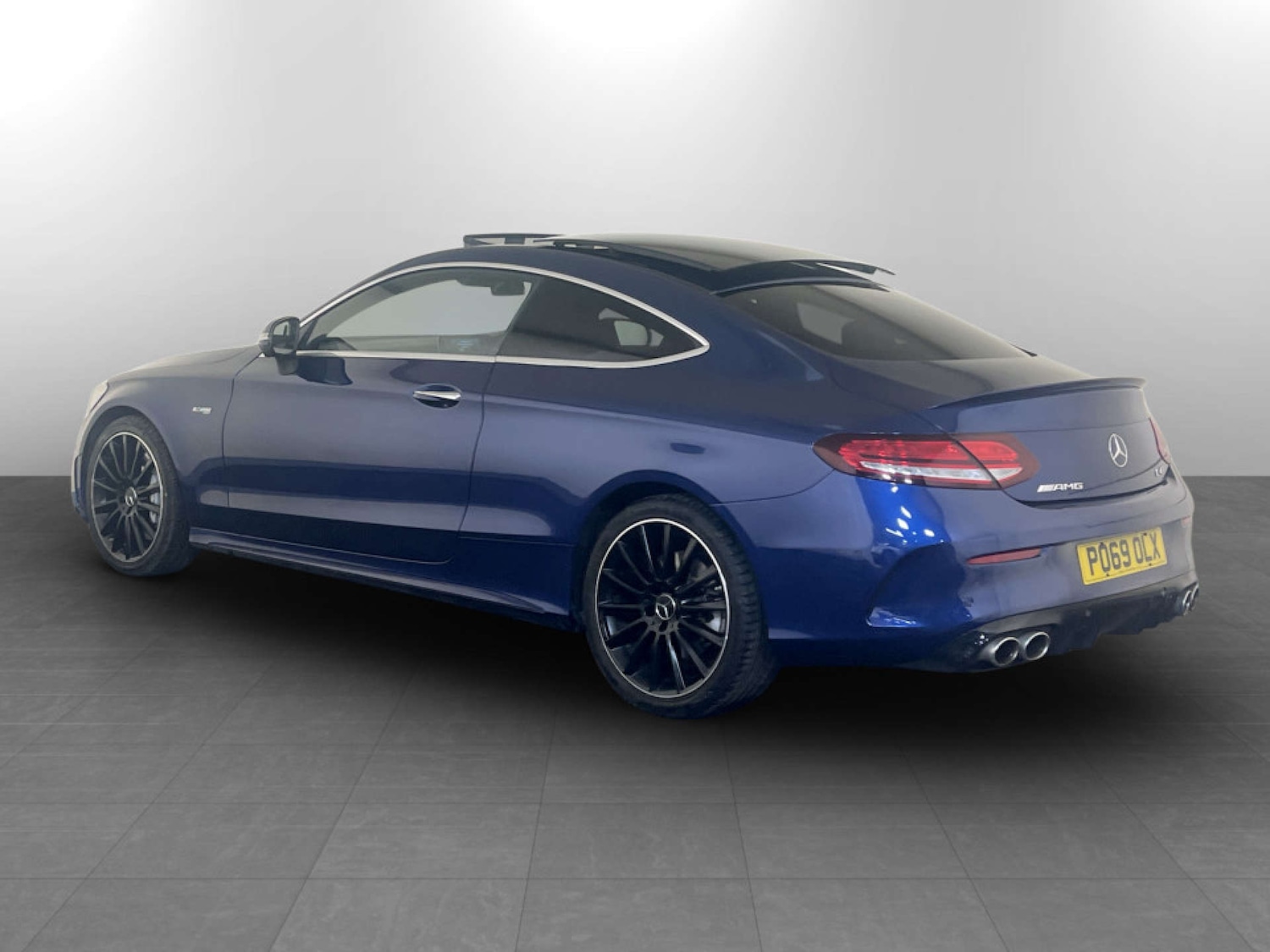 Used Mercedes-Benz C Class 2019 for sale - 77185142: Photo 8