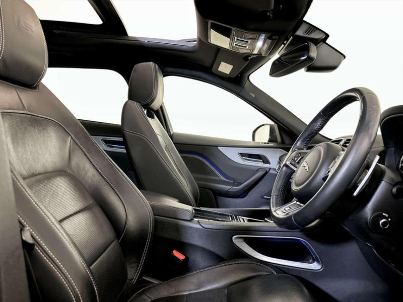 Used Jaguar F-Pace 2017 for sale - 76862345: Photo 13