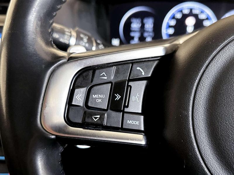 Used Jaguar F-Pace 2017 for sale - 76862345: Photo 18