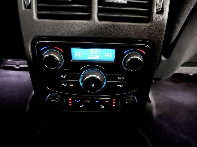 Used Jaguar F-Pace 2017 for sale - 76862345: Photo 27