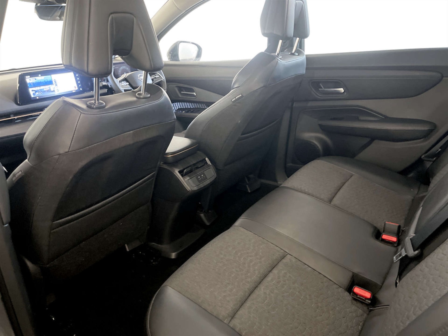 Used Nissan ARIYA 2022 for sale - 77368184: Photo 14