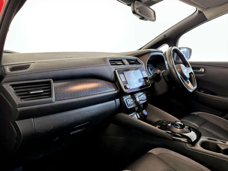 Used Nissan Leaf 2019 for sale - 76949135: Photo 12