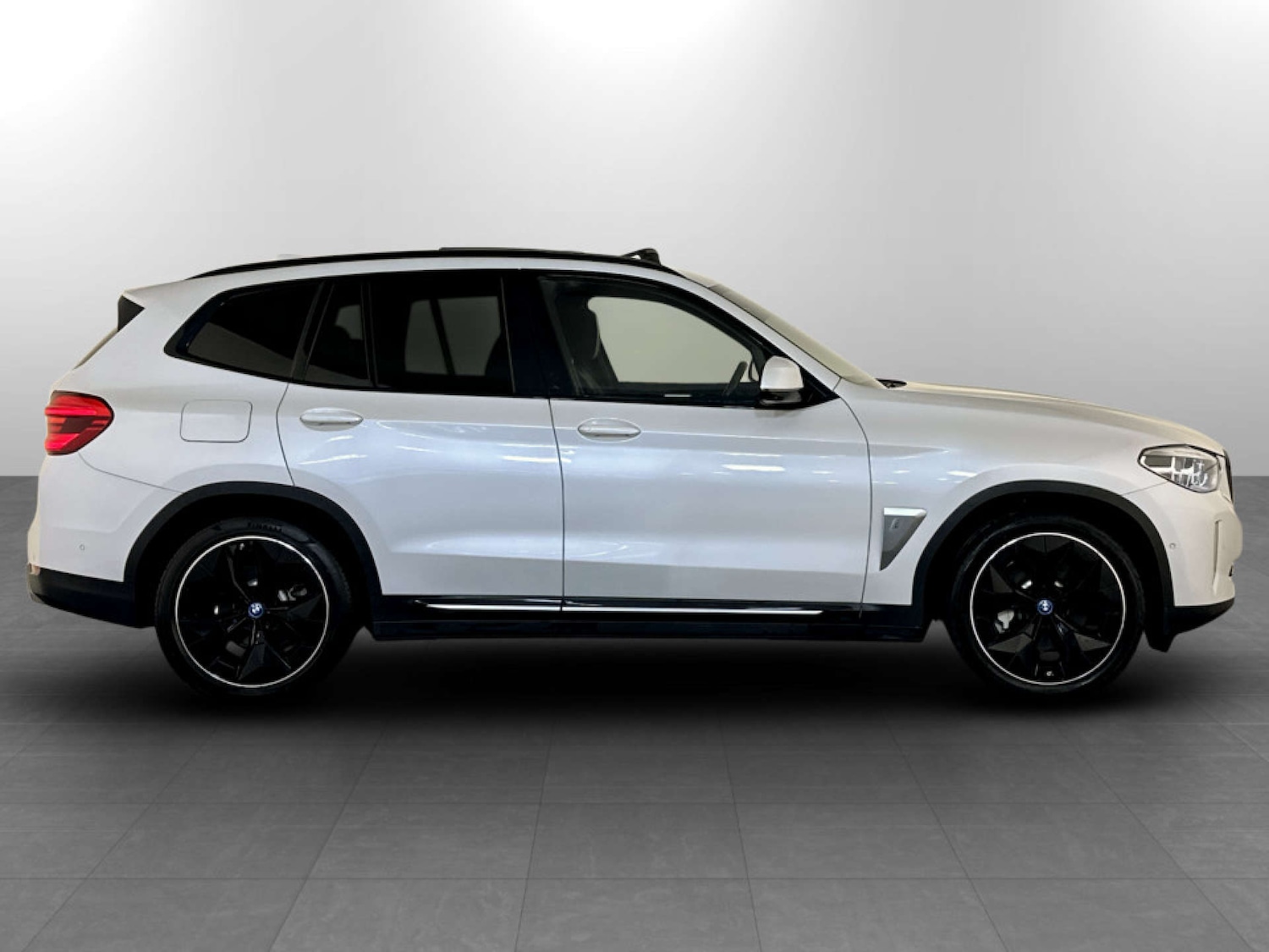 Used BMW iX3 2021 for sale - 77185223: Photo 11