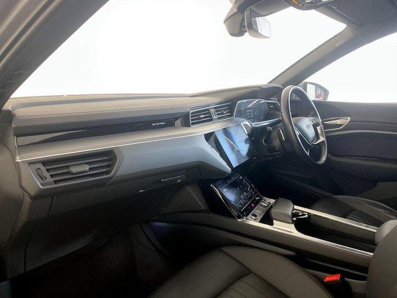 Used Audi e-tron 2020 for sale - 76653389: Photo 12