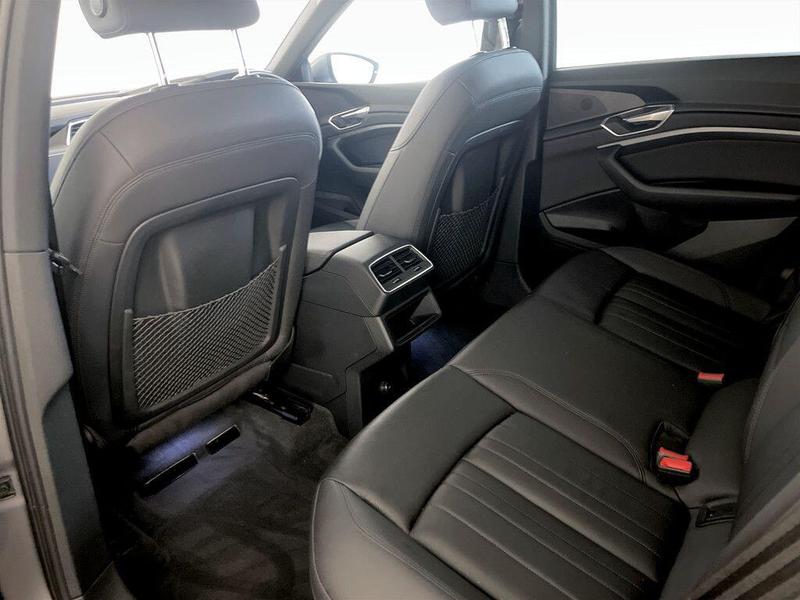 Used Audi e-tron 2020 for sale - 76653389: Photo 14