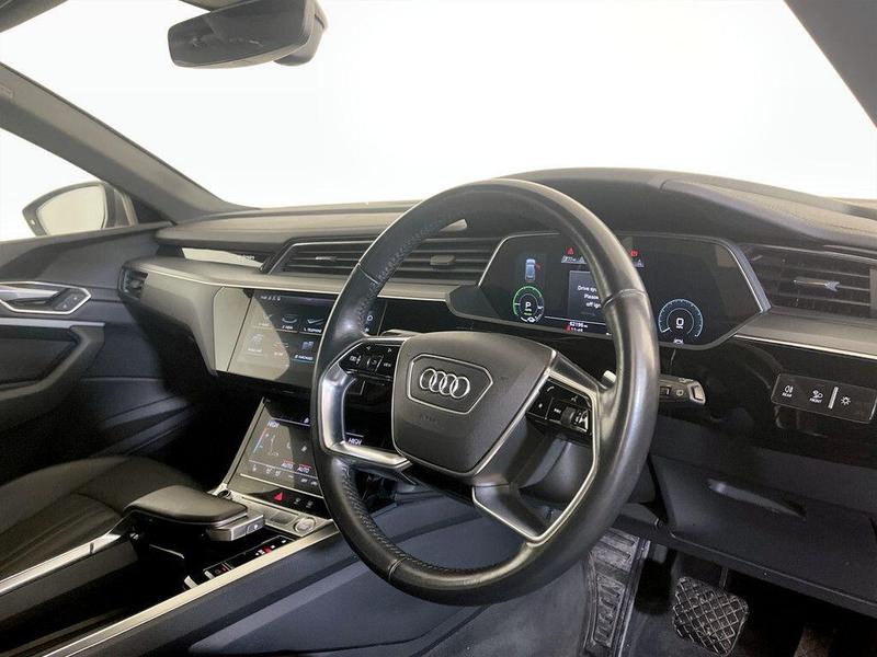 Used Audi e-tron 2020 for sale - 76653389: Photo 15