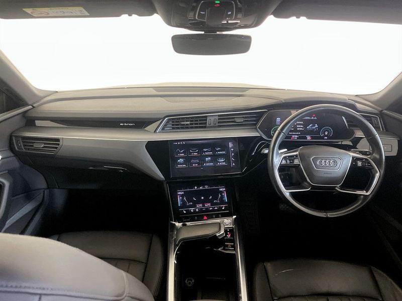 Used Audi e-tron 2020 for sale - 76653389: Photo 3