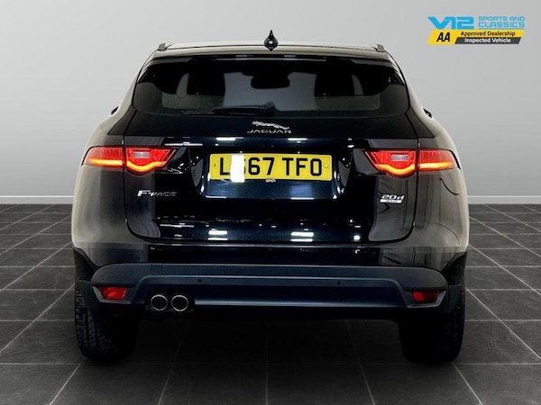 Used Jaguar F-Pace 2017 for sale - 76184393: Photo 9