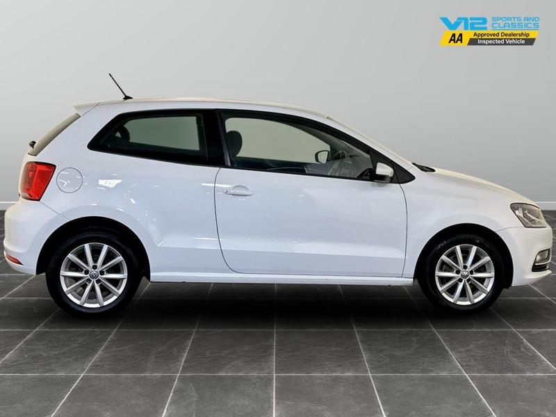 Used Volkswagen Polo 2016 for sale - 76412165: Photo 11