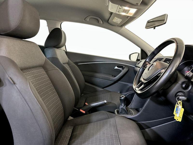 Used Volkswagen Polo 2016 for sale - 76412165: Photo 13