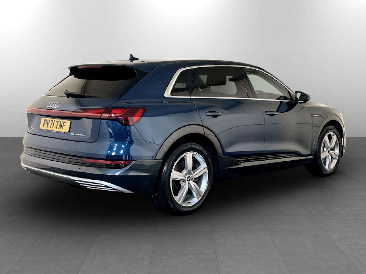 Used Audi e-tron 2021 for sale - 77247852: Photo 10