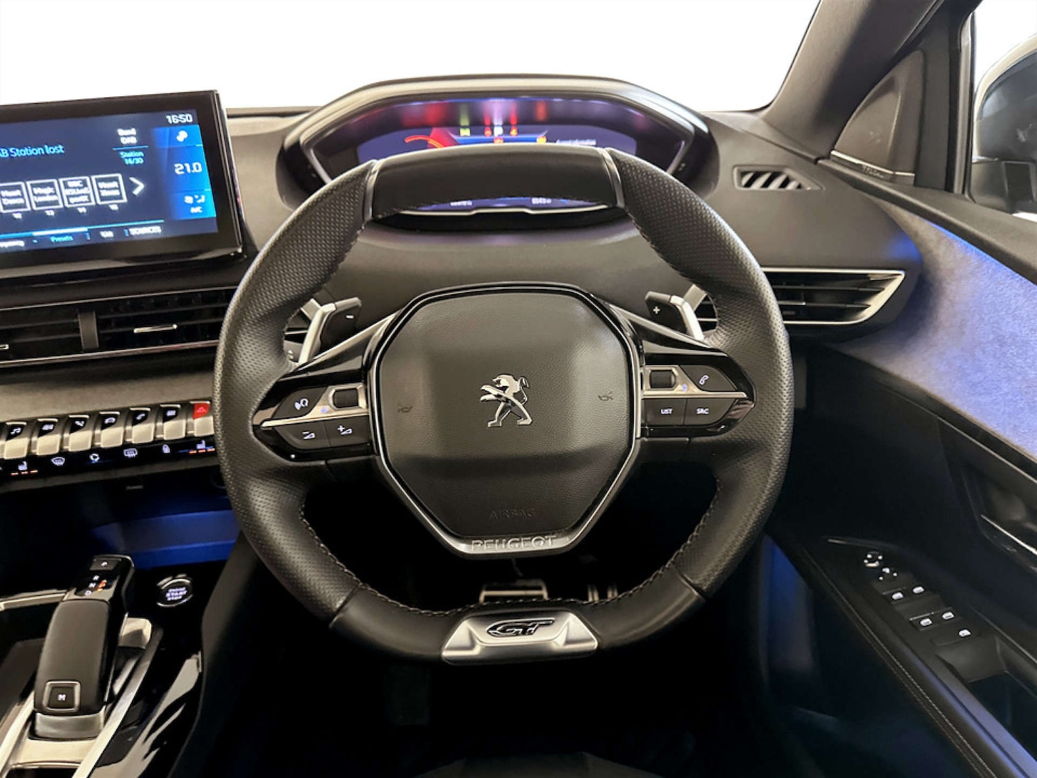 Used Peugeot 5008 2023 for sale - 77621944: Photo 18