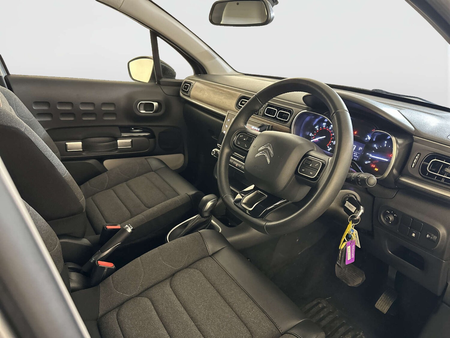 Used Citroen C3 2023 for sale - 77934080: Photo 15