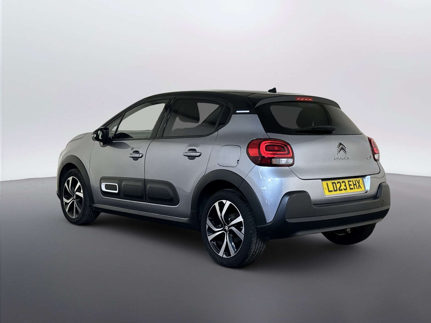 Used Citroen C3 2023 for sale - 77934080: Photo 8