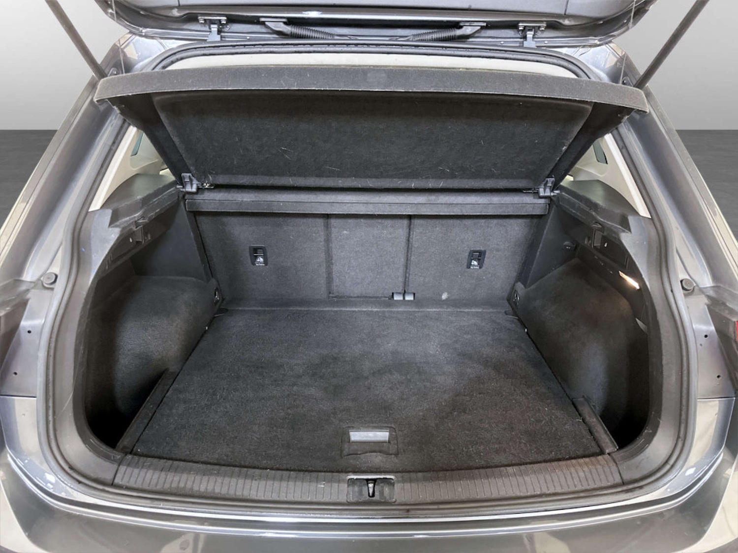 Used Volkswagen Tiguan 2019 for sale - 77185109: Photo 15