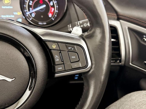 Used Jaguar F-Type 2019 for sale - 76017212: Photo 20