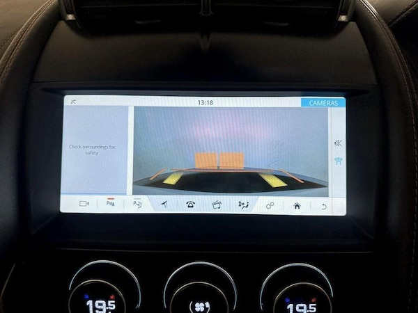 Used Jaguar F-Type 2019 for sale - 76017212: Photo 21