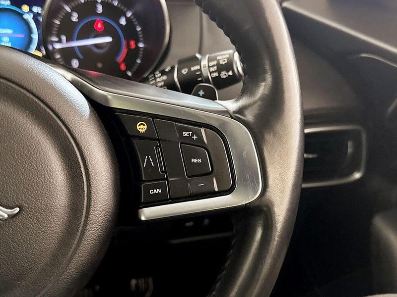Used Jaguar F-Pace 2019 for sale - 76703053: Photo 20