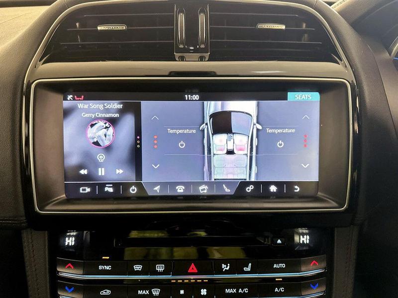 Used Jaguar F-Pace 2019 for sale - 76703053: Photo 23