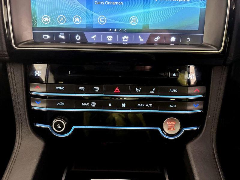 Used Jaguar F-Pace 2019 for sale - 76703053: Photo 26