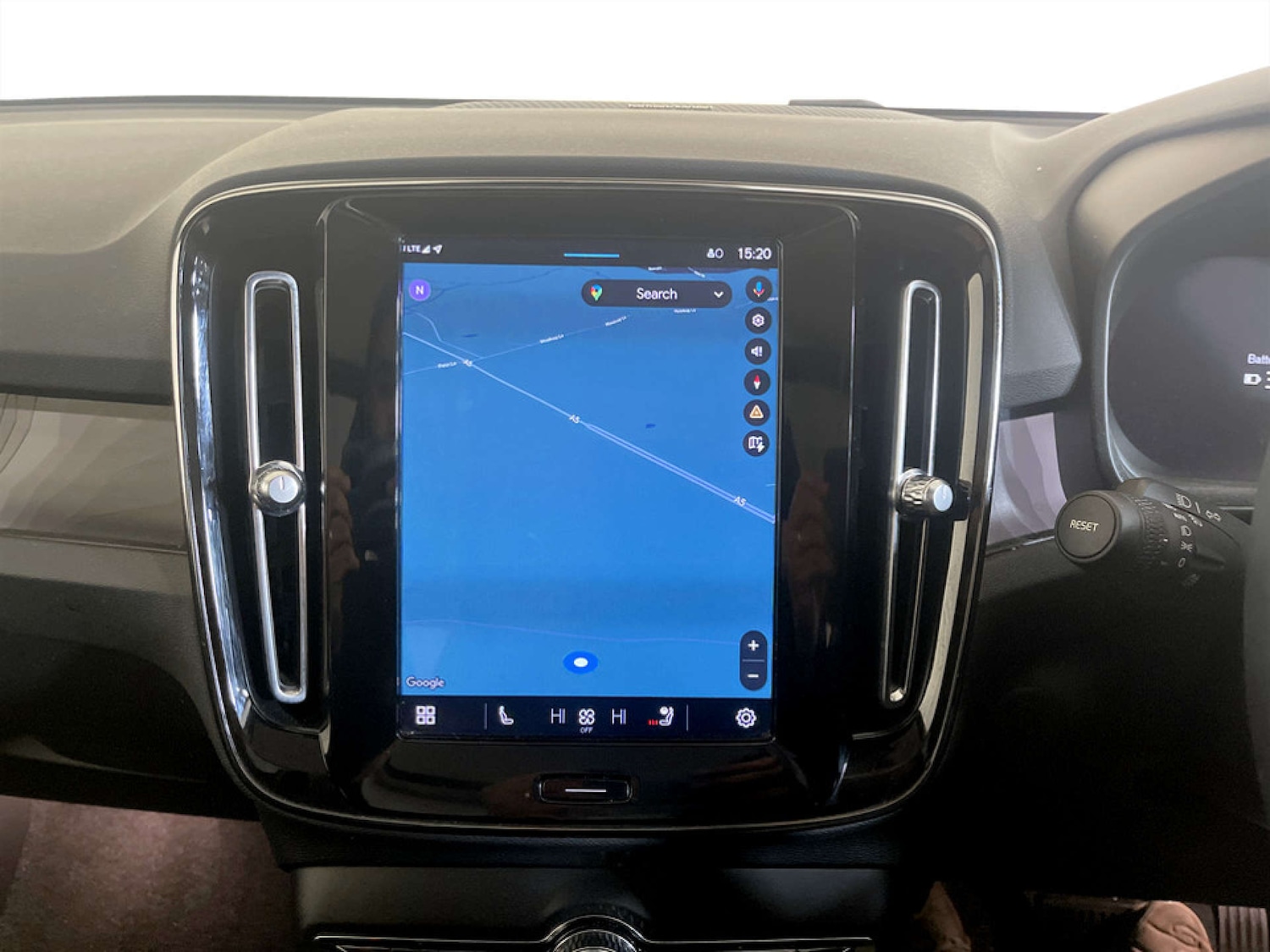 Used Volvo XC40 2023 for sale - 77681235: Photo 21