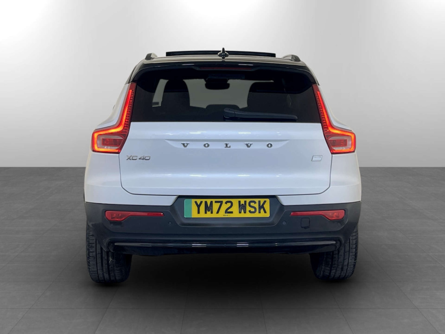 Used Volvo XC40 2023 for sale - 77681235: Photo 9