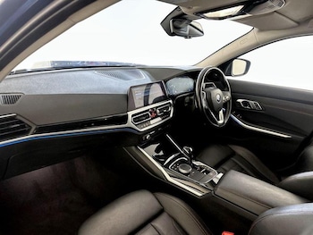 Used BMW 3 Series 2021 for sale - 75945358: Photo