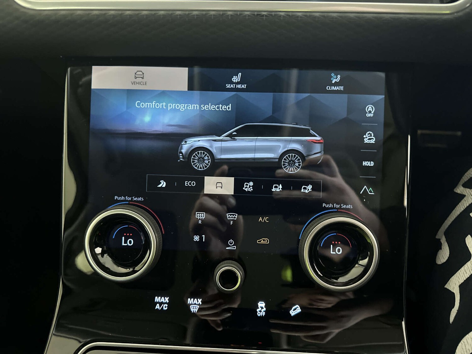 Used Land Rover Range Rover Velar 2023 for sale - 77920707: Photo 24