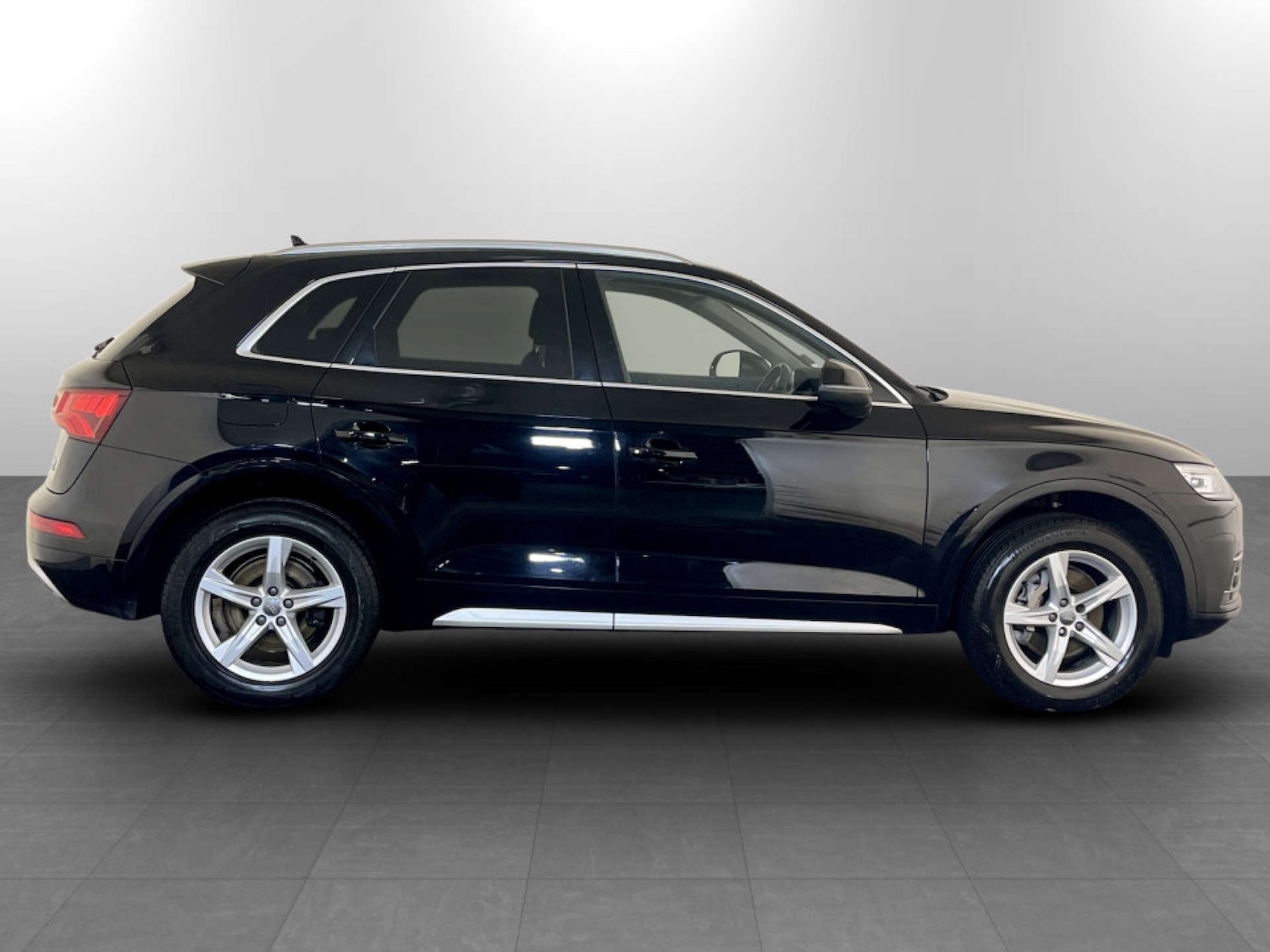 Used Audi Q5 2019 for sale - 77185200: Photo 11