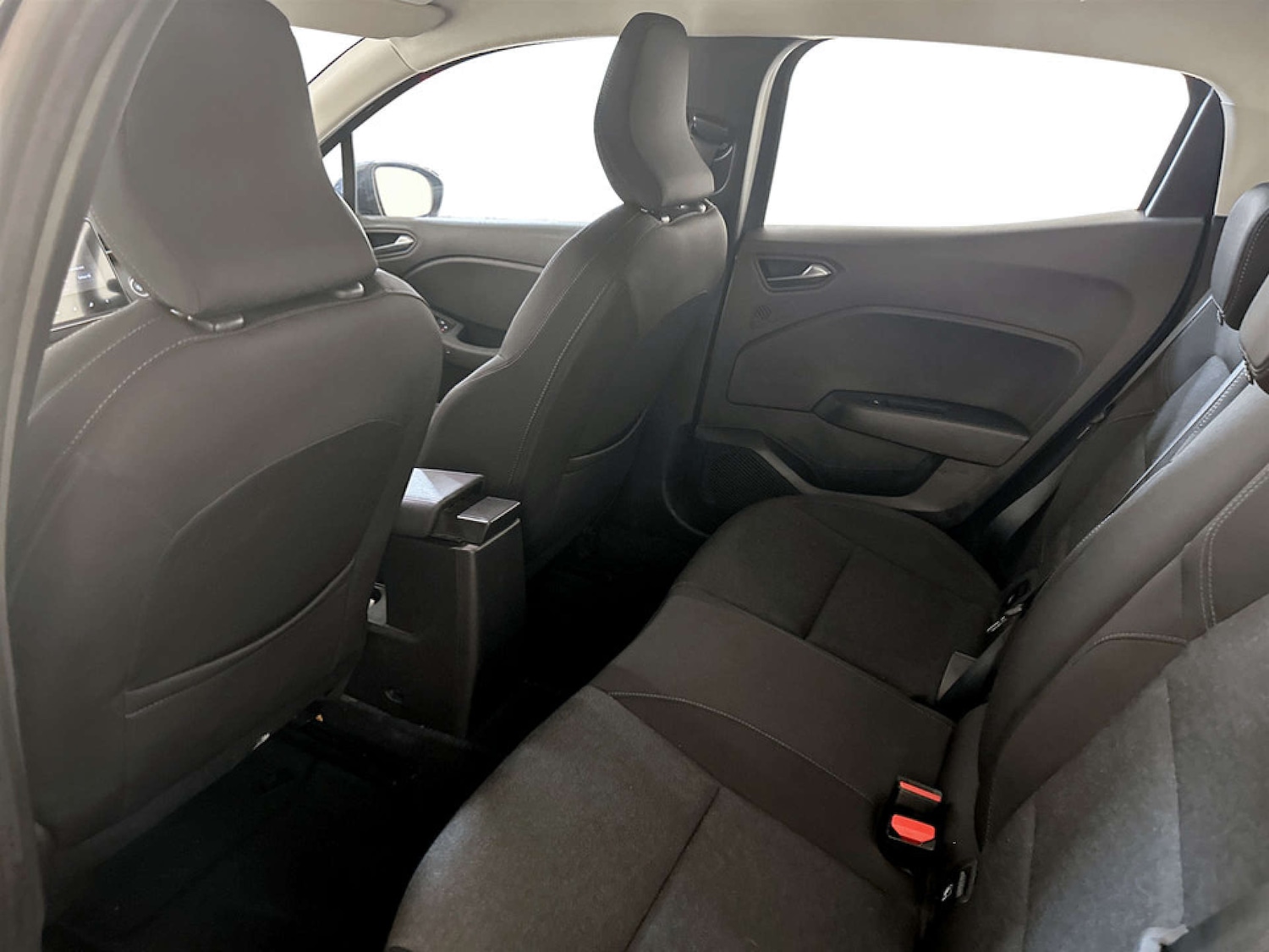 Used Renault Clio 2022 for sale - 77803632: Photo 14