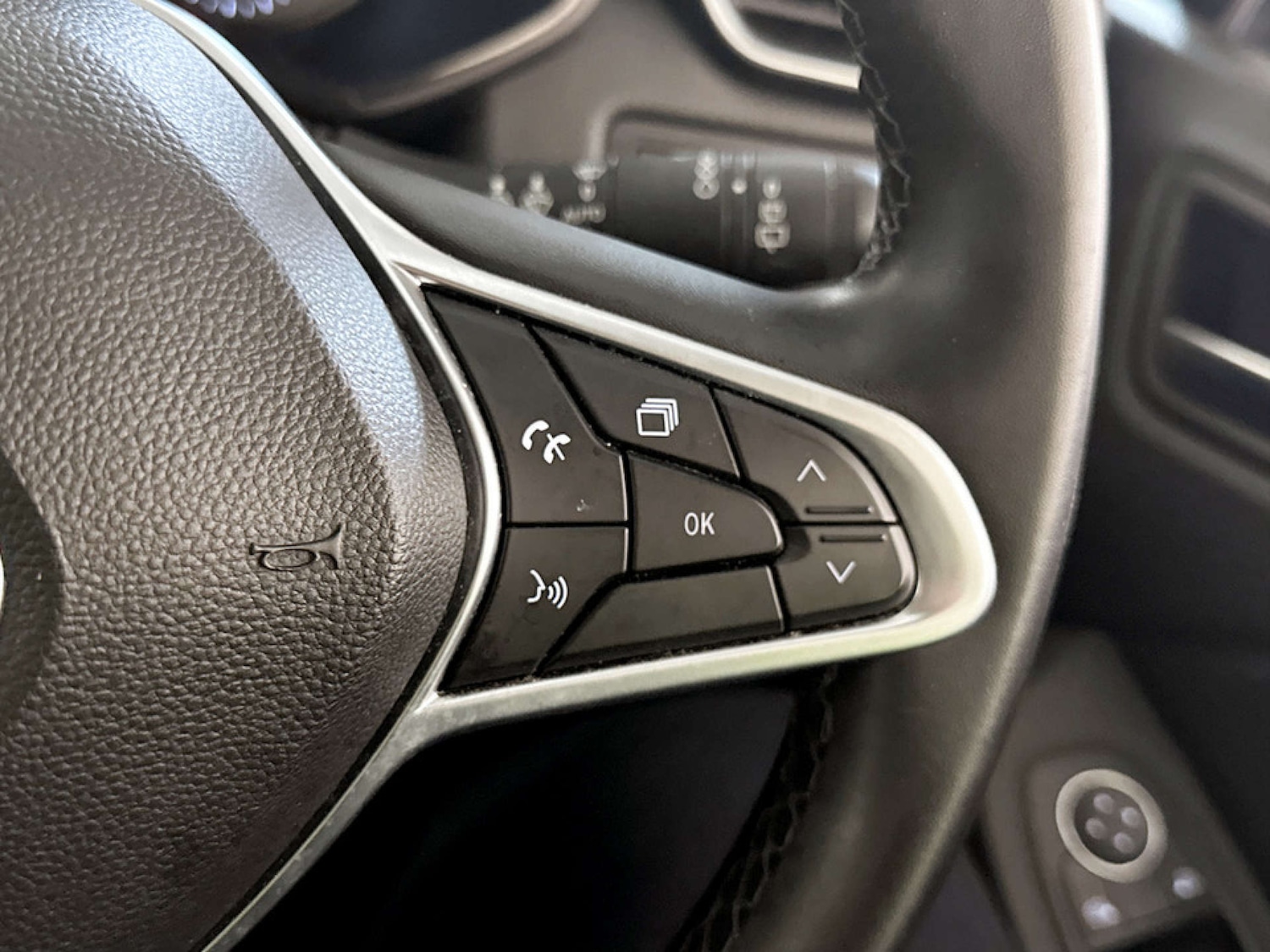 Used Renault Clio 2022 for sale - 77803632: Photo 20