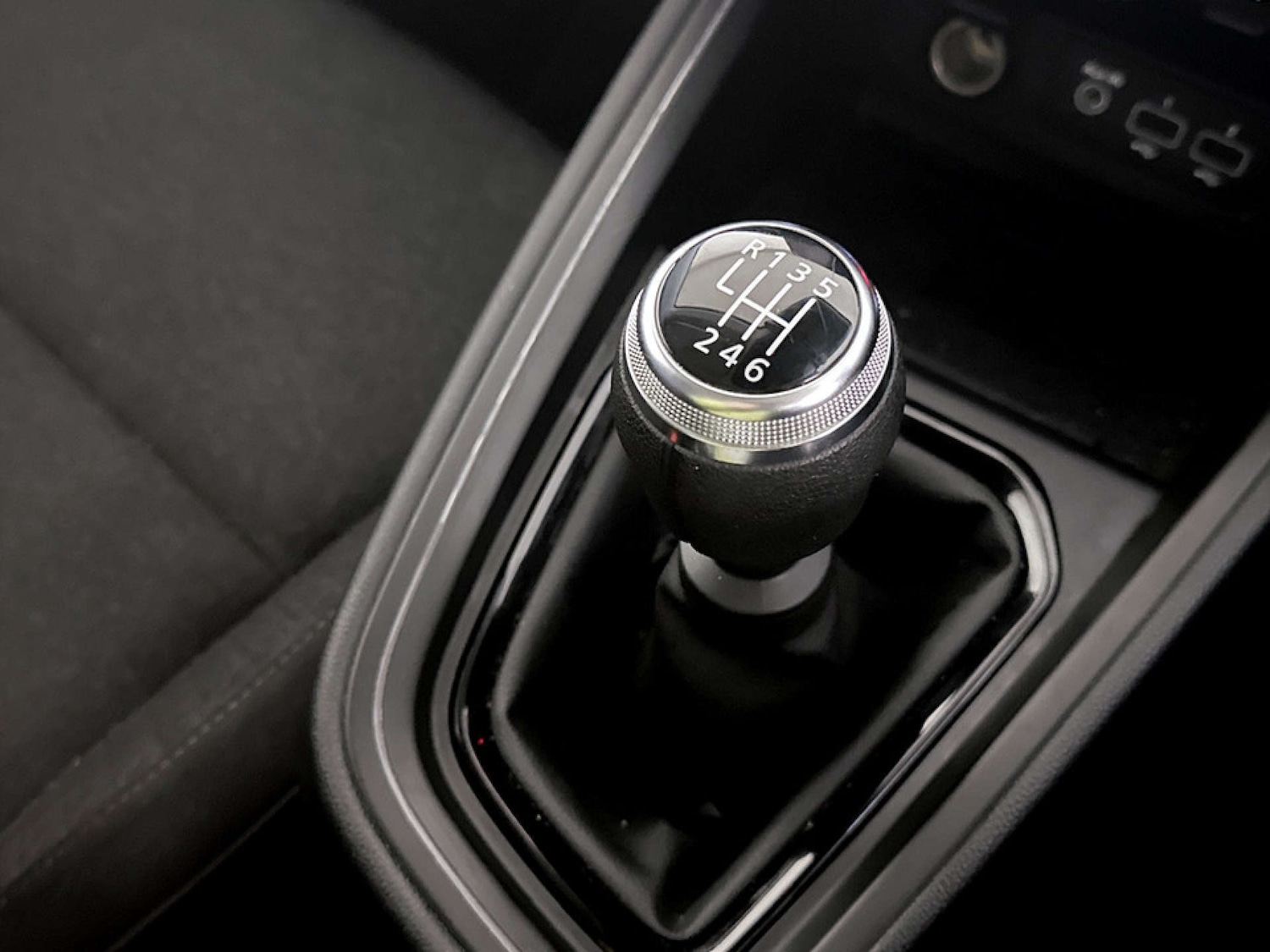 Used Renault Clio 2022 for sale - 77803632: Photo 27