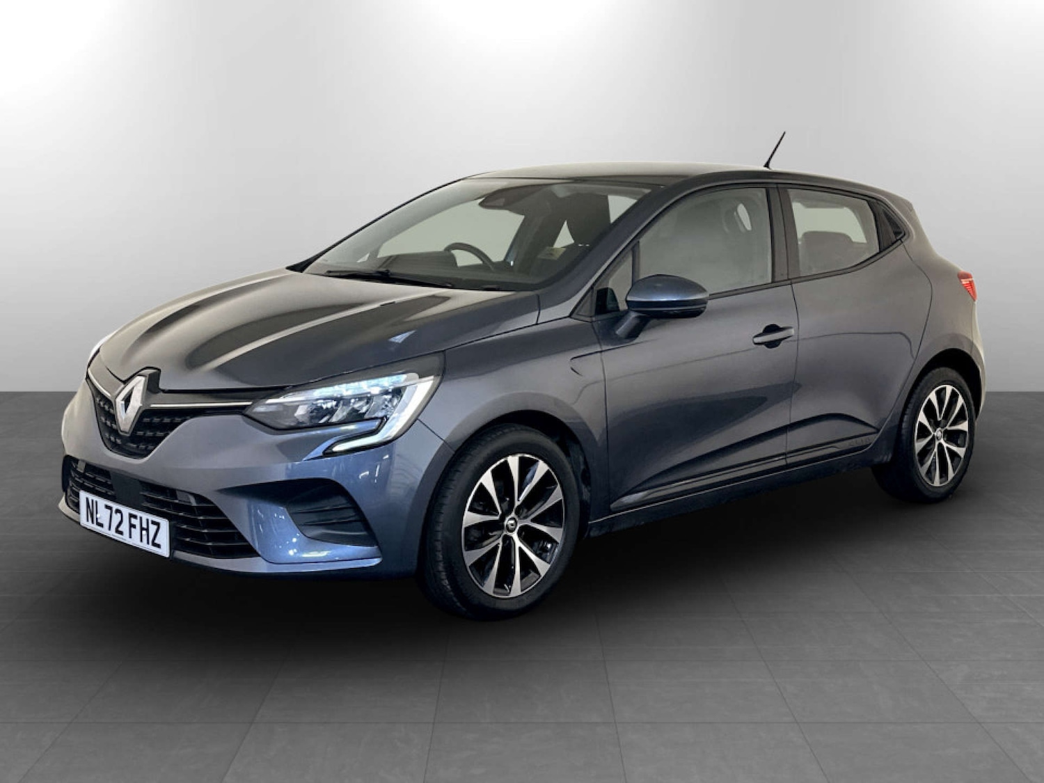 Used Renault Clio 2022 for sale - 77803632: Photo 6